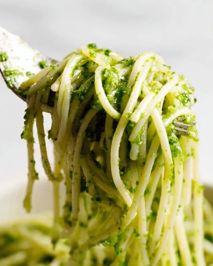 Green Ginger Rice Noodles with Chicken and Crispy Shallots Recipe