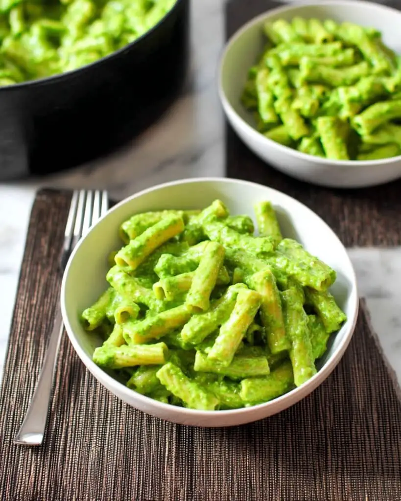 Creamy Spinach Mac and Cheese (Healthy) Recipe