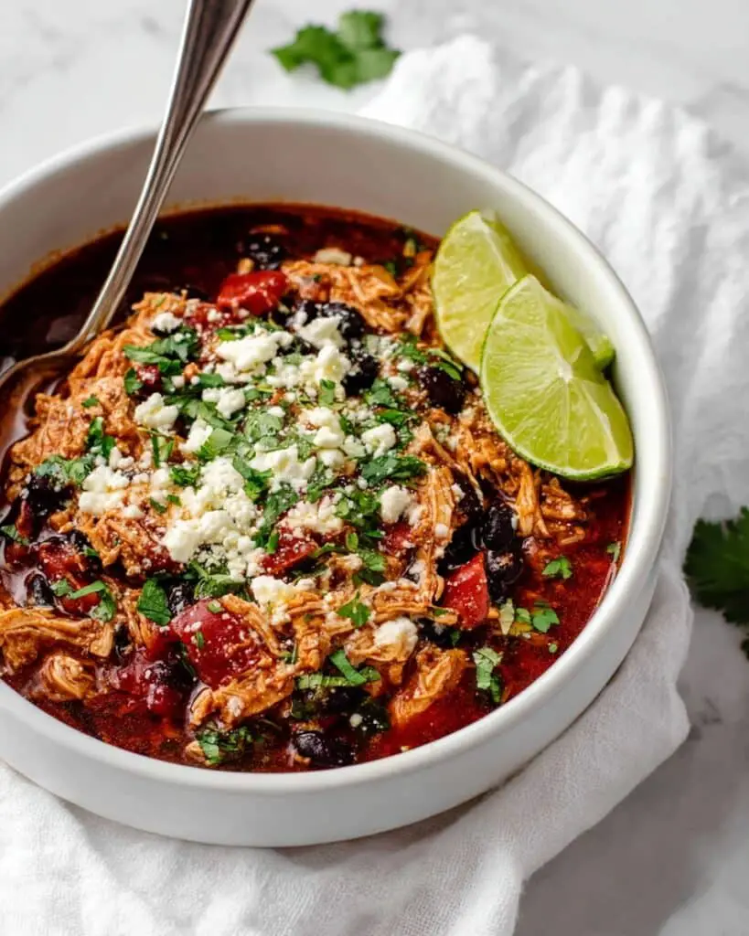Slow Cooker Pulled Buffalo Chicken Chili Recipe
