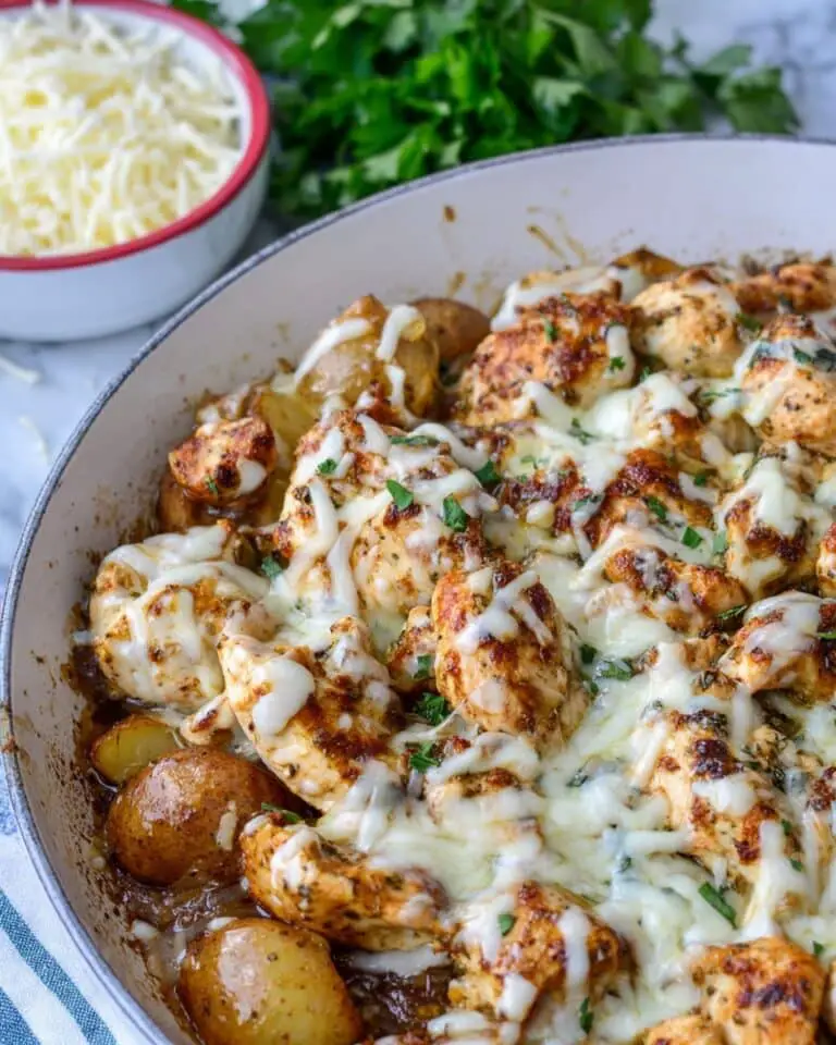 Cheesy Garlic Parmesan Chicken and Potatoes Skillet Recipe