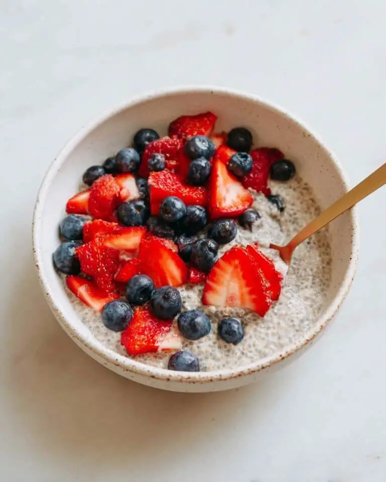 Vegan Overnight Oats for a Healthy Heart, Skin, and Brain Recipe