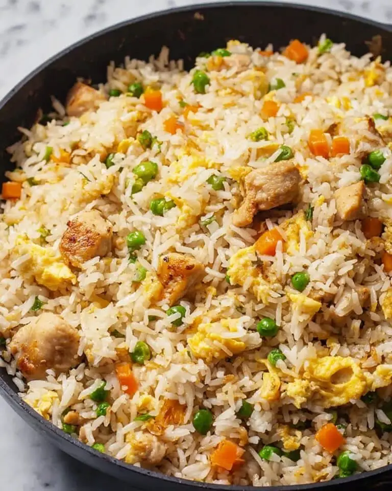 Garlic Chicken Fried Rice Recipe | Easy Chicken Fried Rice Recipe