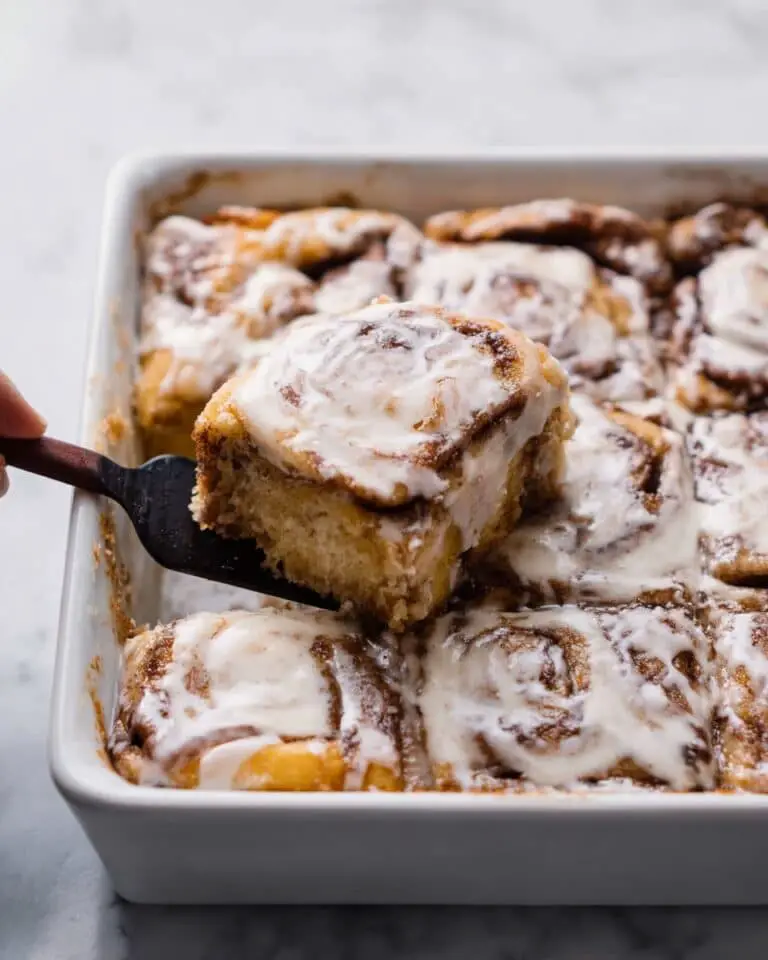 Cinnabon Cinnamon Roll Cake Recipe