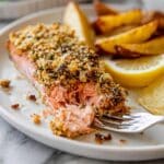 Buttery Pecan-Crusted Salmon Filets Recipe